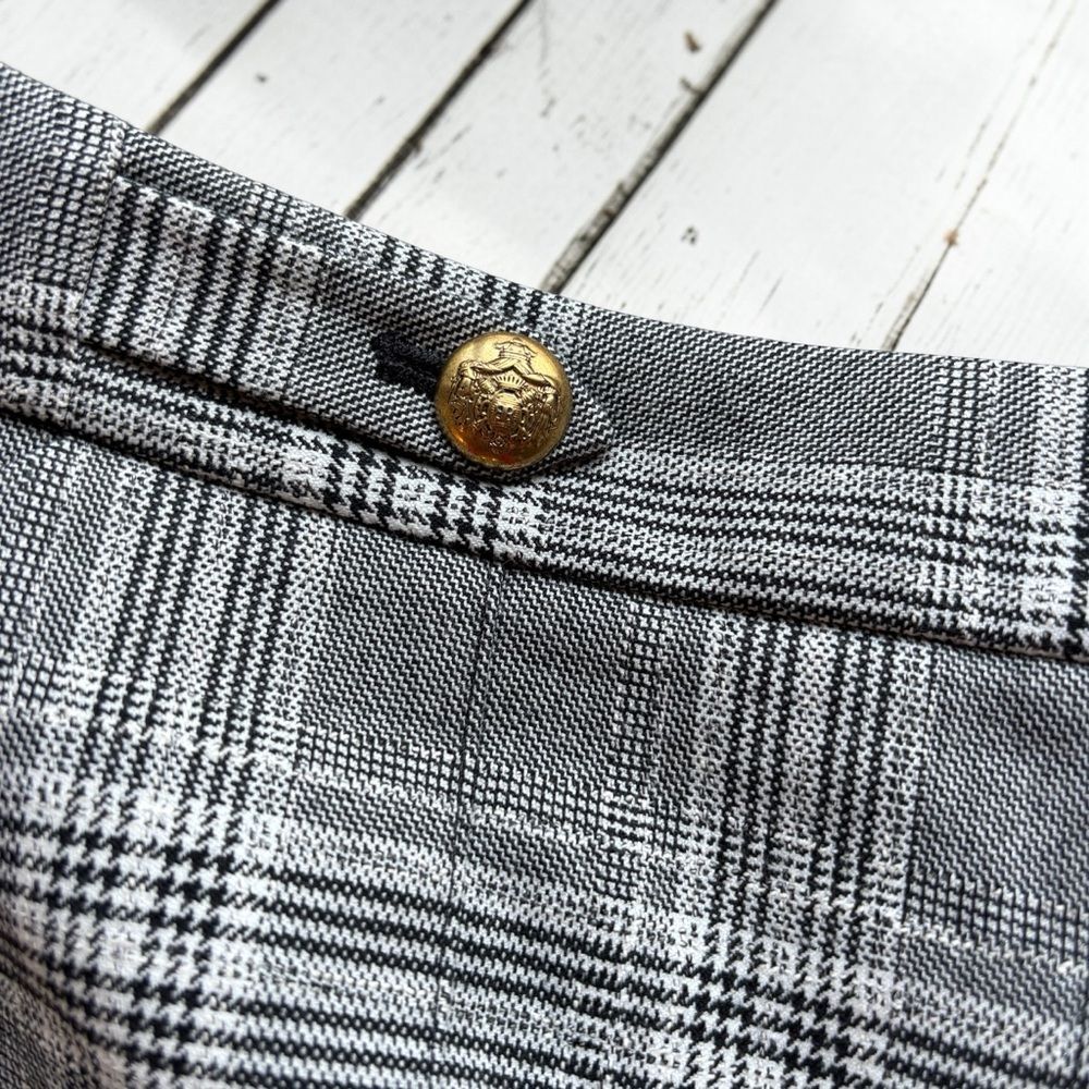 Banana Republic Gray Plaid Mini Skirt – Size 2 - Picture 8 of 10